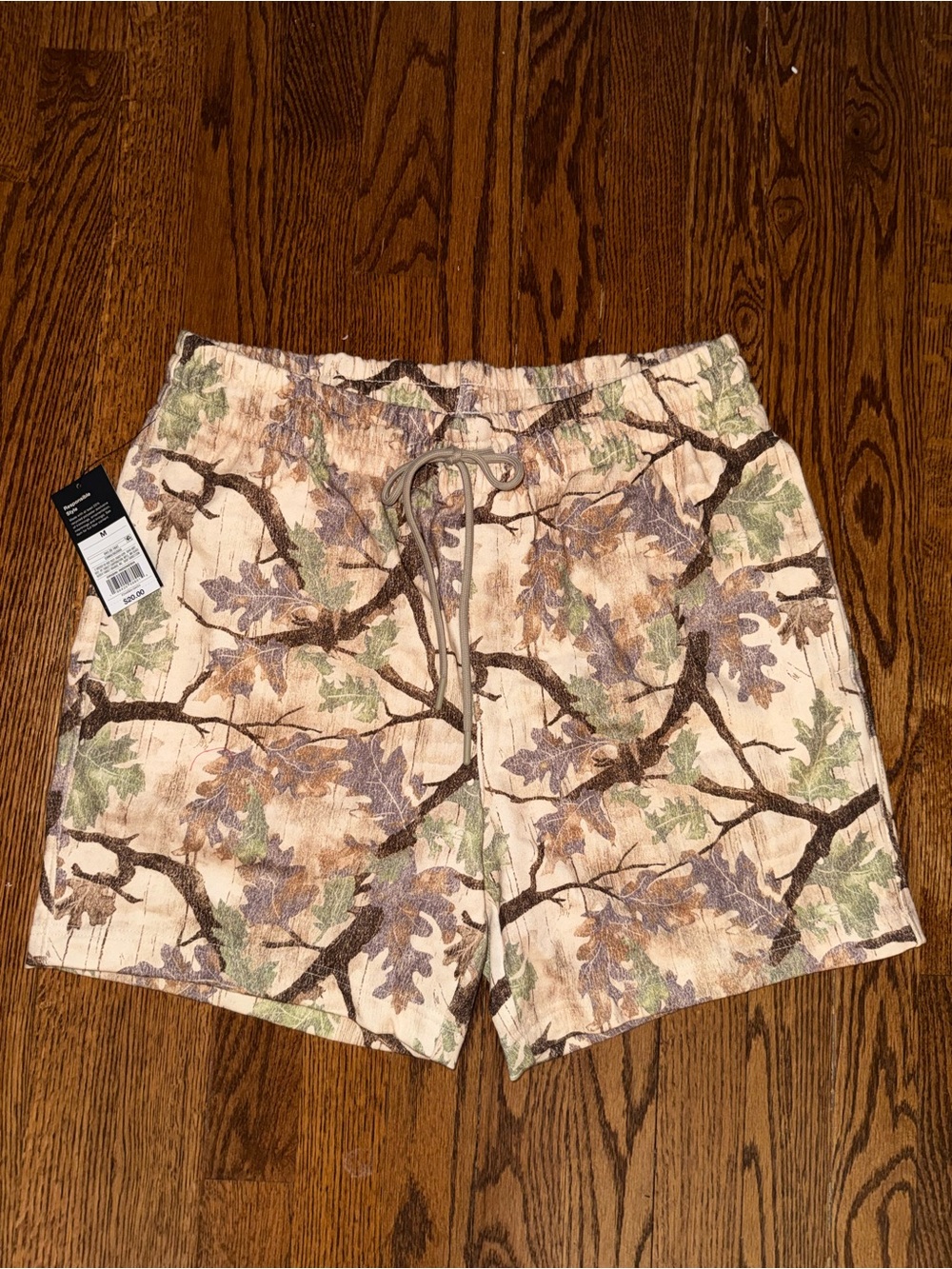 Target Men's Oak Leaf Camo Shorts in Beige, Green, Brown